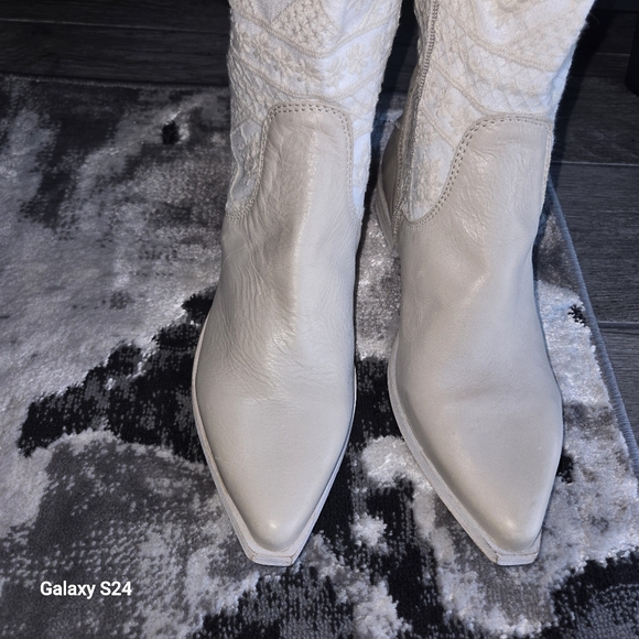 Free People Bren Textile Slouch Boots Embroidered Ivory Size 39=9 🤍🤍 - Picture 4 of 10